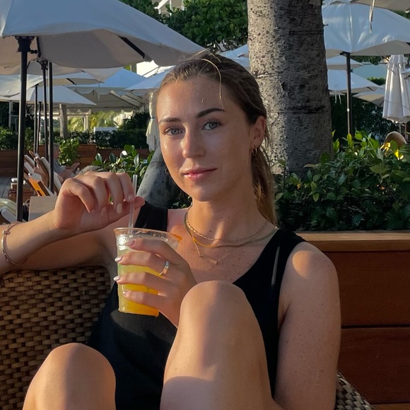 adriennehillxo